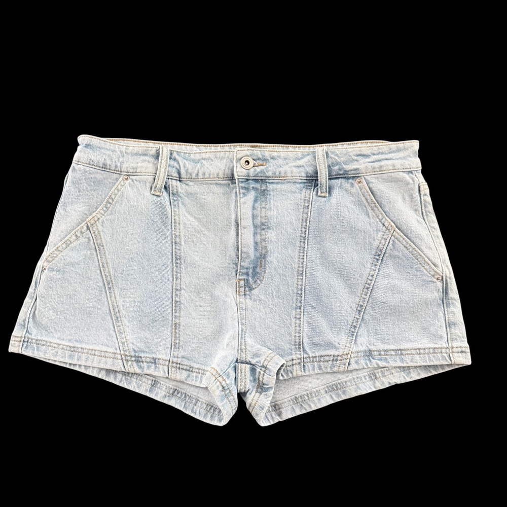 Altar'd State Seamed Denim Shorts 31 Light Wash Boho Festival NEW